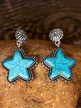 🩵🆕🩵Turquoise Star Drop Silver Earrings